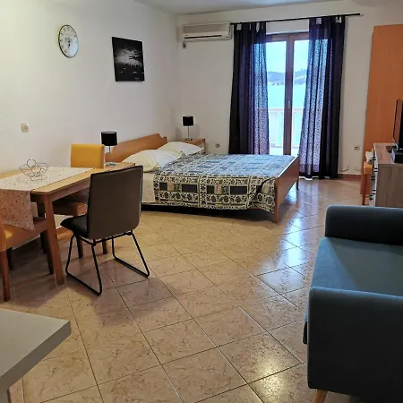 Apartman Prova 4 Tisno