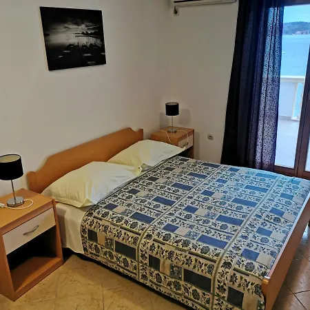 Apartman Prova 4 Tisno