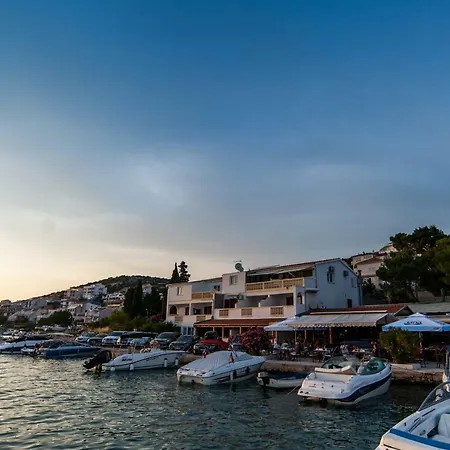 Apartman Prova 4 Tisno